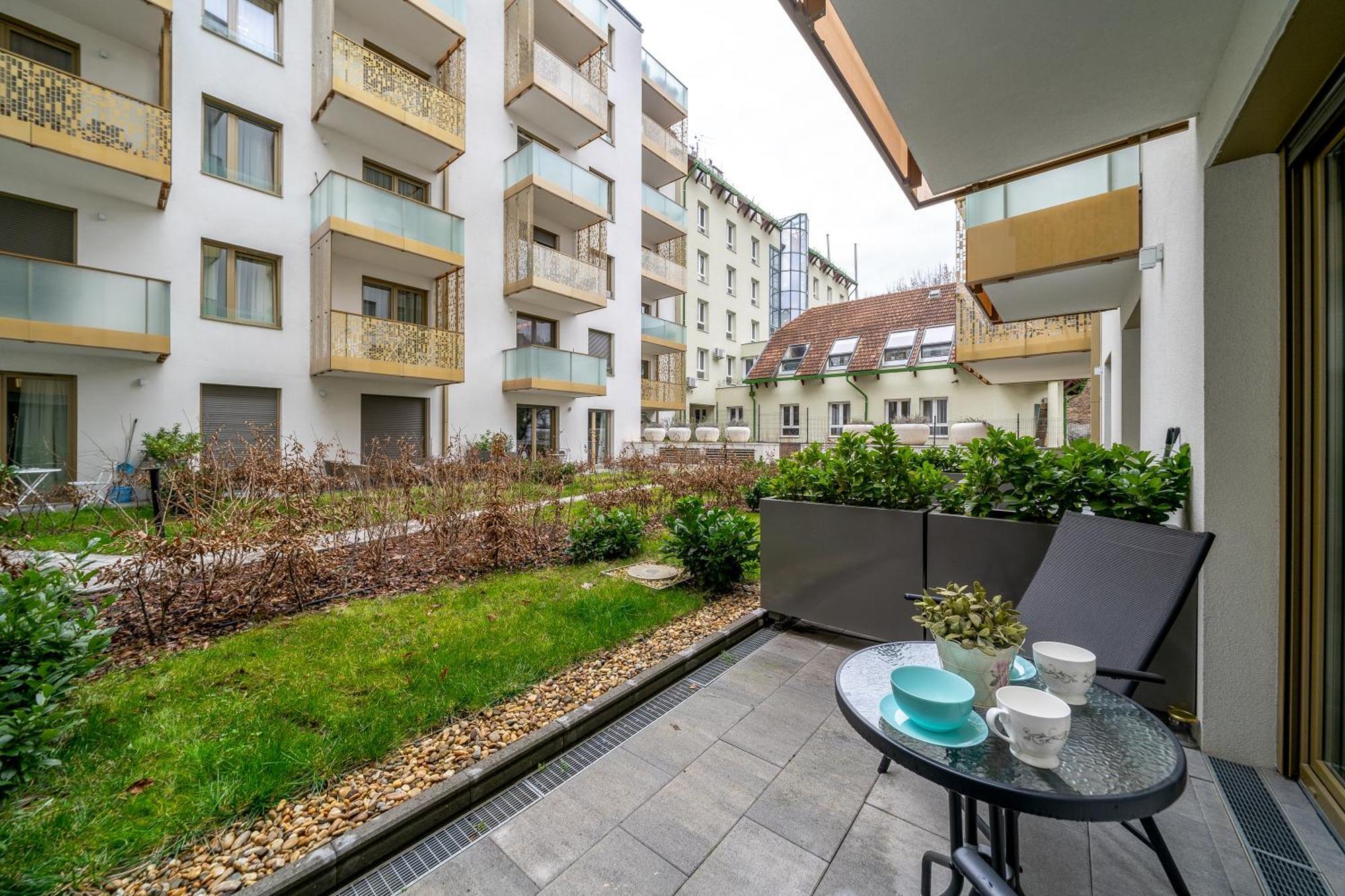 Budapest Magic Garden In Downtown Exteriör bild